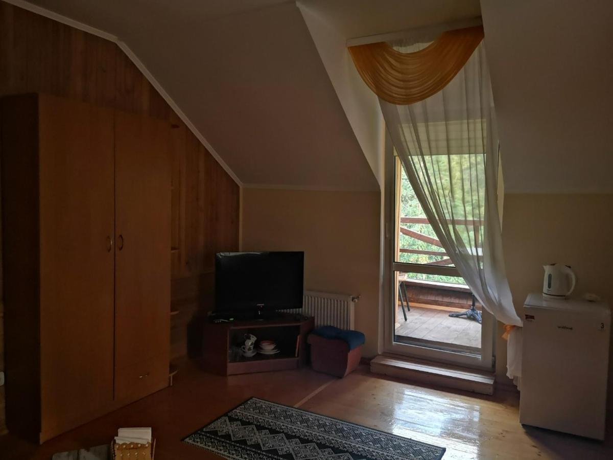 Hotel Yavir Jaremtsje Kamer foto